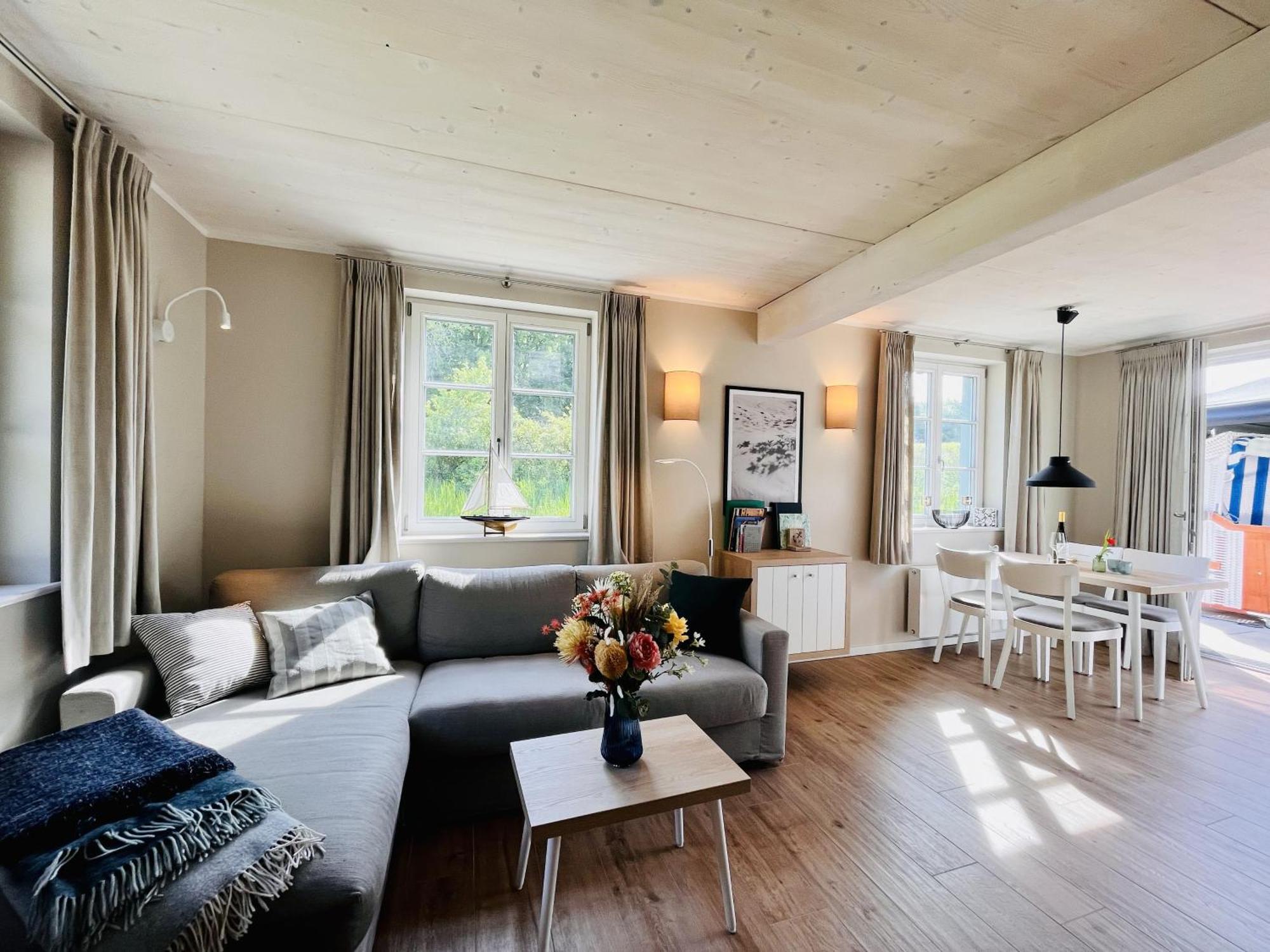 Ferienhaus Strandflieder 05 Feriendorf Klein Stresow Ruegen By Ruyastay Путбус Экстерьер фото